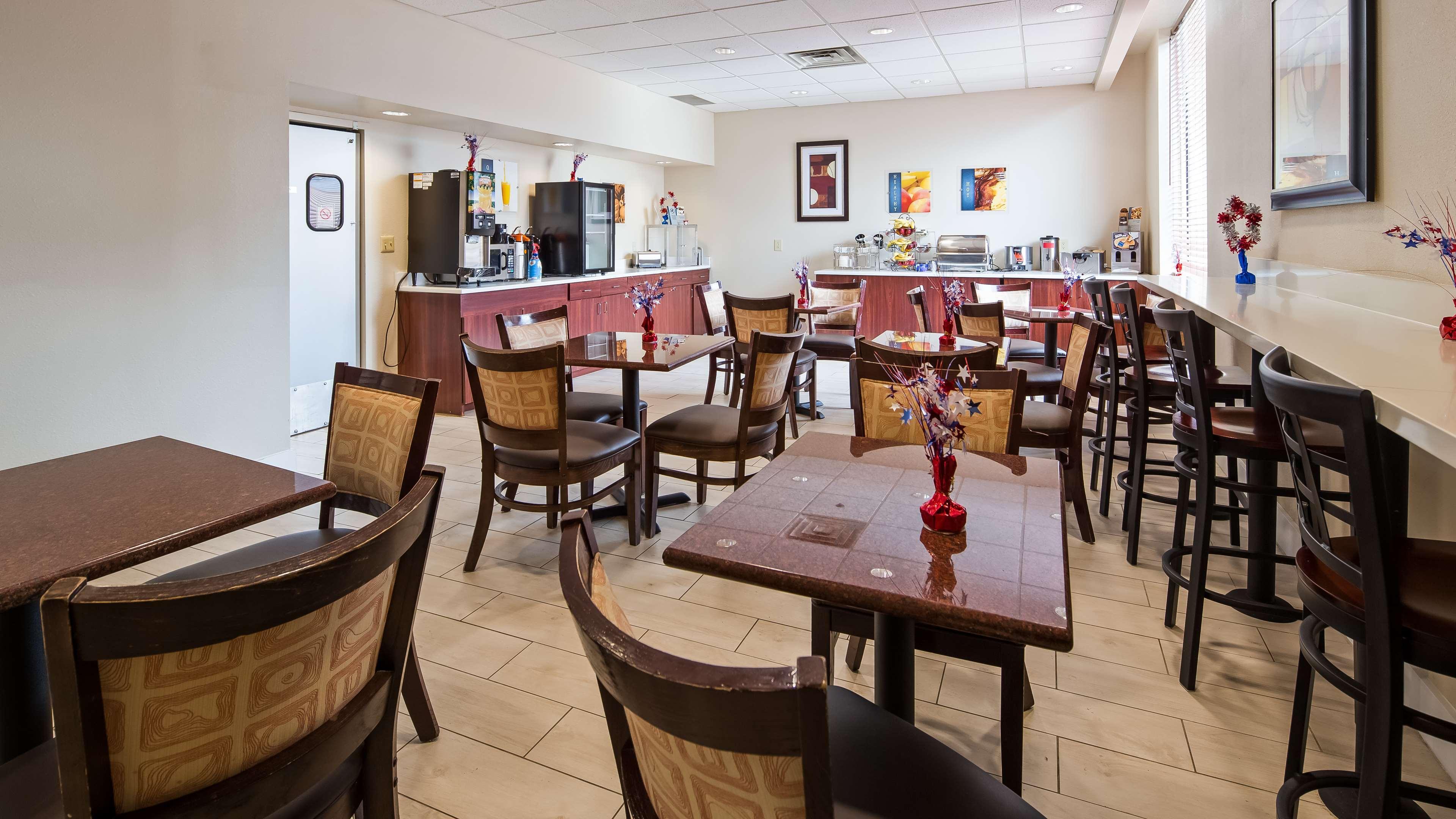 Best Western Airport Inn & Suites Cleveland Brook Park Luaran gambar