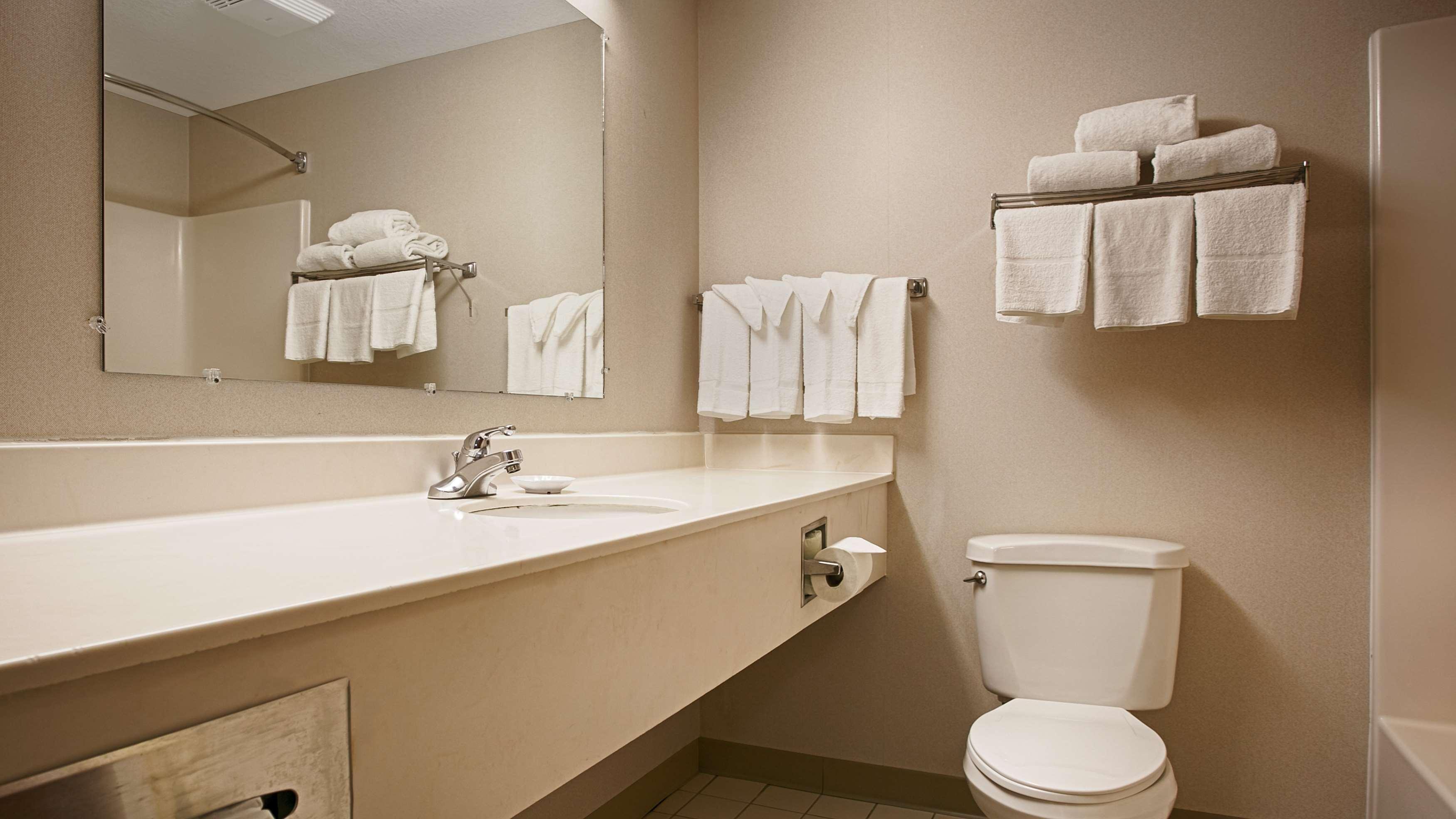 Best Western Airport Inn & Suites Cleveland Brook Park Luaran gambar