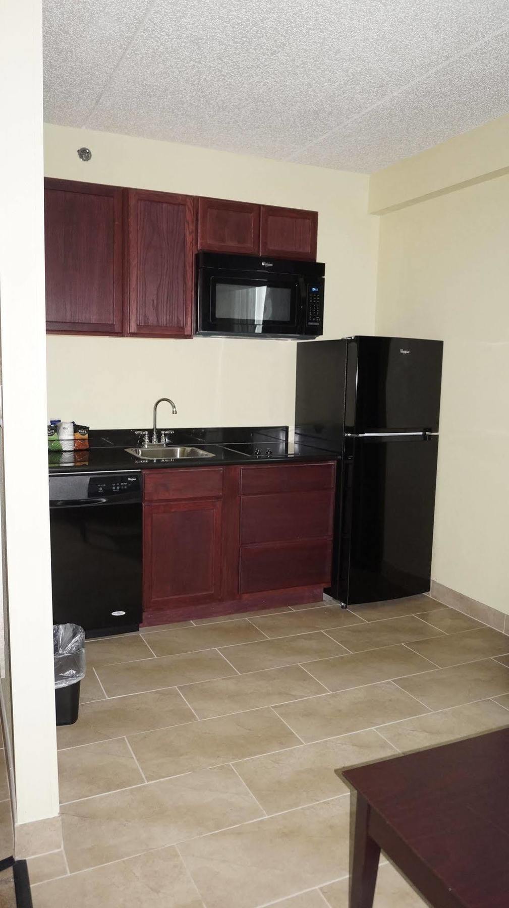 Best Western Airport Inn & Suites Cleveland Brook Park Luaran gambar