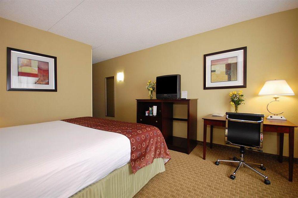 Best Western Airport Inn & Suites Cleveland Brook Park Luaran gambar